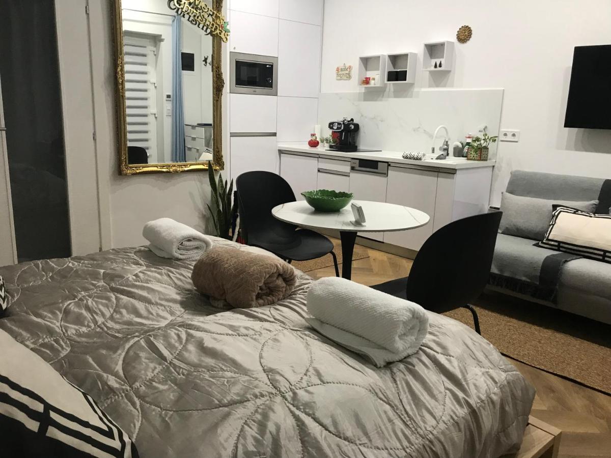 Greatforest Rosehill 2 Apartman -Bmw- 德布勒森 外观 照片